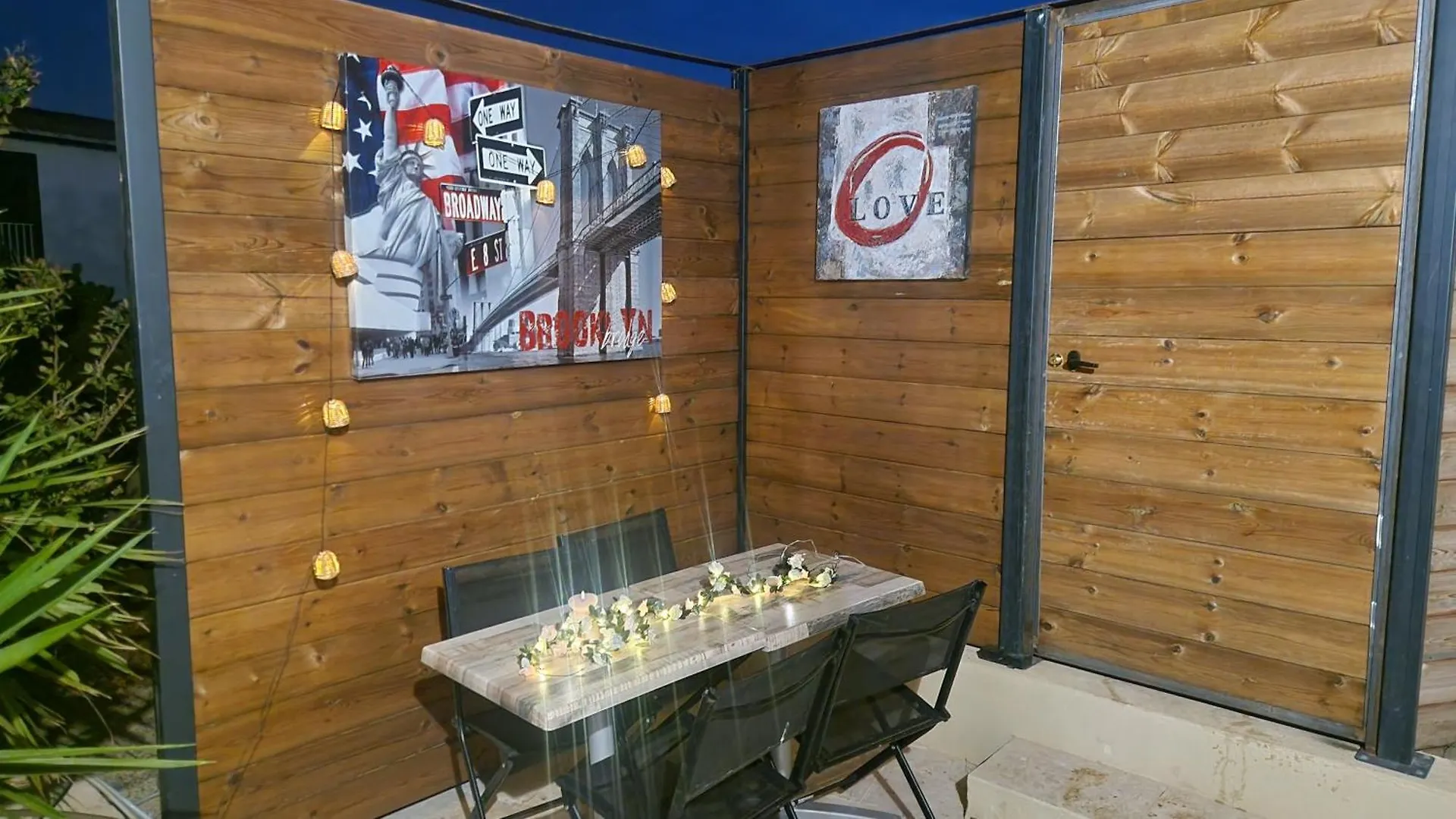 Apartment Les Pins De Palama Marseille France